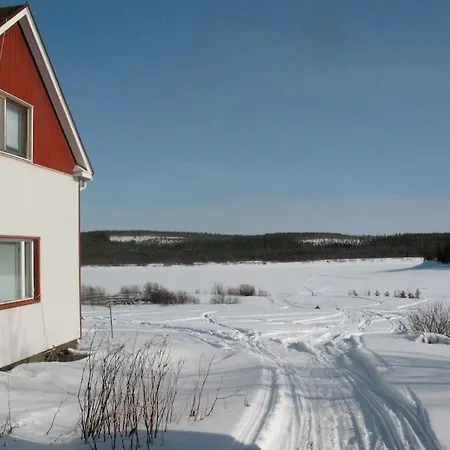Dom wakacyjny Authentic Arctic By The River Saunavaara