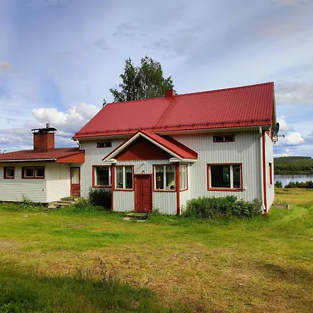 Dom wakacyjny Authentic Arctic By The River