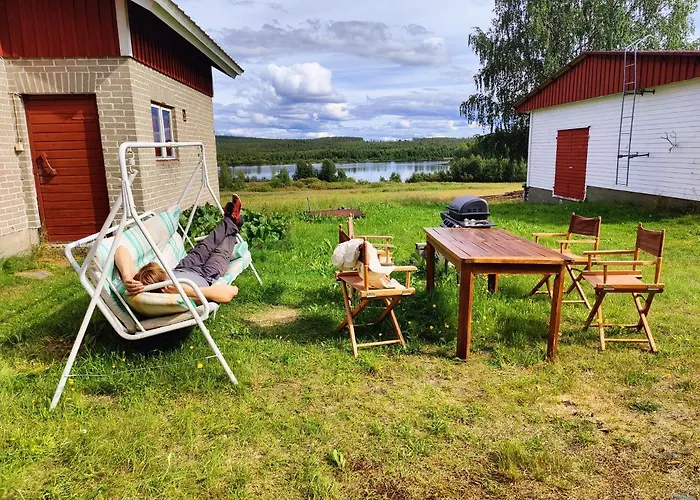 Hébergement de vacances Authentic Arctic By The River *